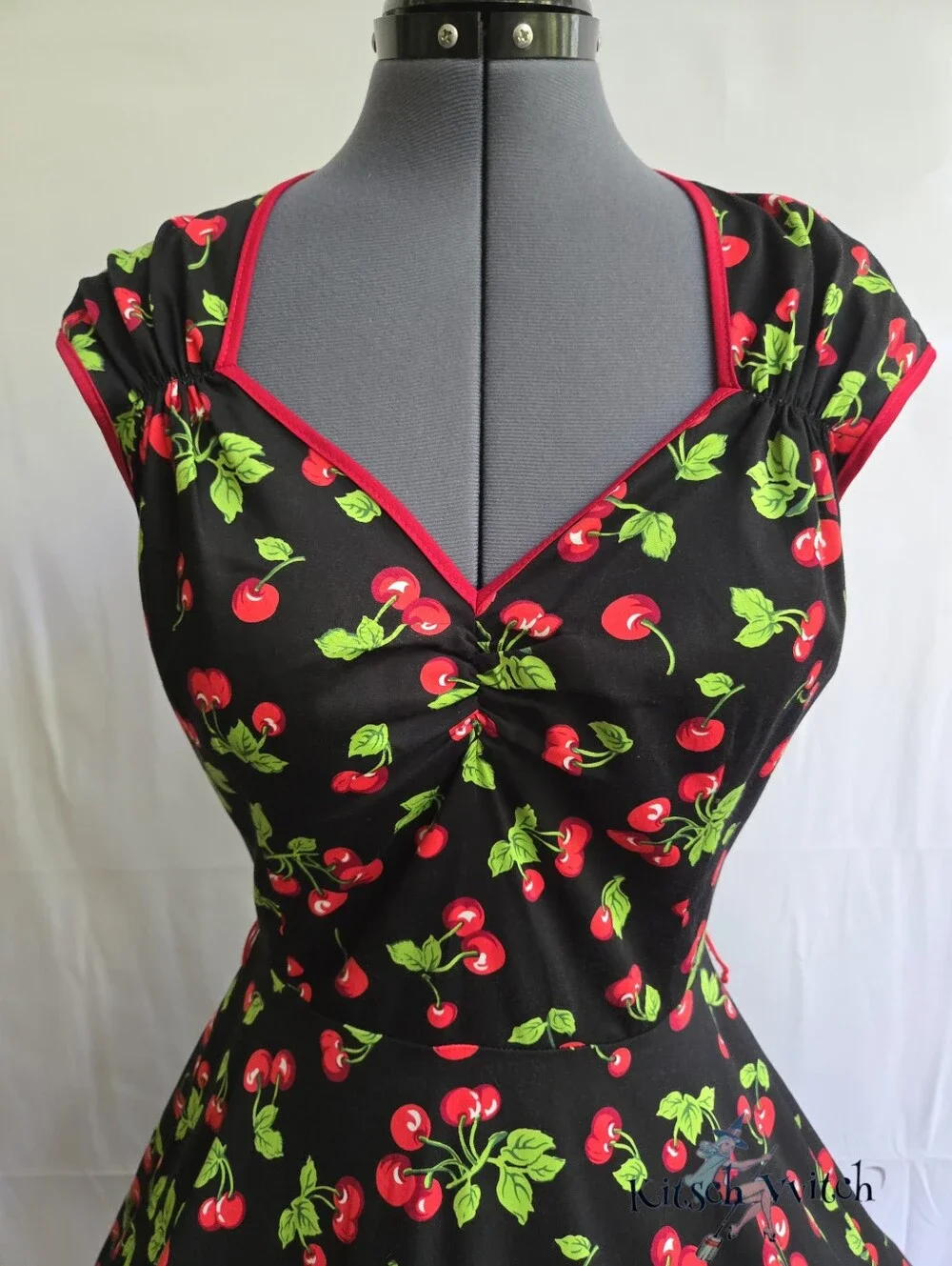 🍒Cherry Print Heidi Swing Dress By Pinup Couture - M- Size 8 Like New - Picture 6 of 7